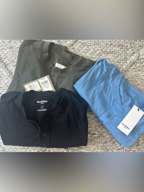 Goodfellow & Co Three-Pack Henley Long Sleeve Tops - Black, Olive, Light Blue